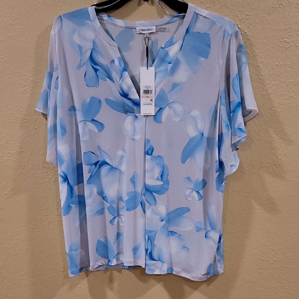 Calvin Klein Women's Blue Floral Top